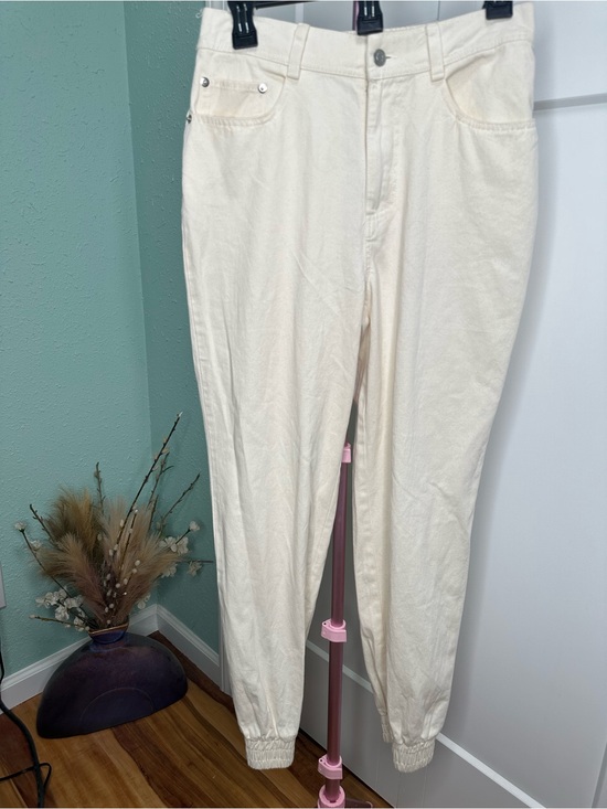 entro Pants - entro Cream High-Rise Denim Joggers Small NWT